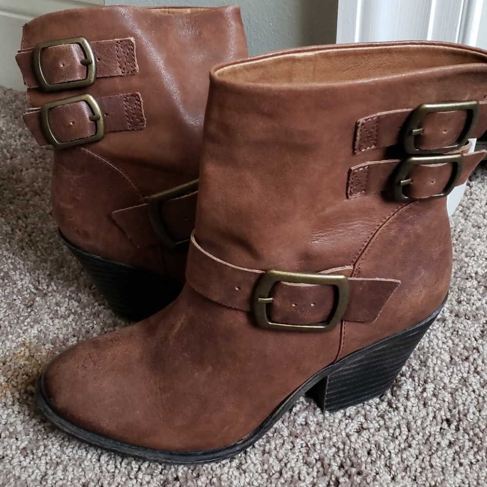 Lucky Brand boots